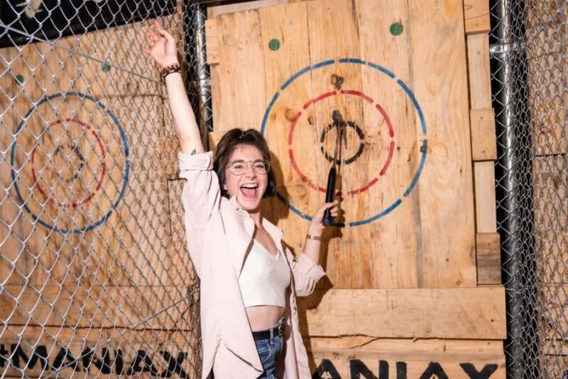Melbourne CBD: Axe Throwing Session - 1 Hour - What to Expect from the Melbourne CBD Axe Throwing Experience