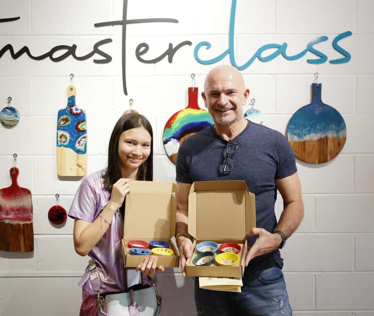 Melbourne: Ceramic Plates & Bowls Paint and Sip Classes - Key Points