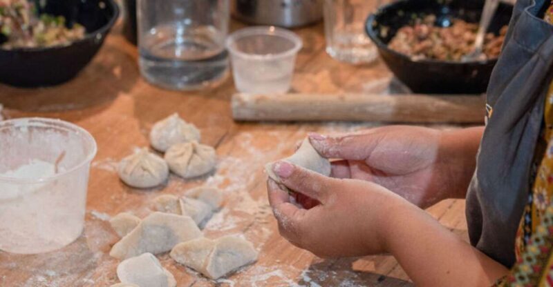 Melbourne: Chinese Dumpling Cooking Class with a Drink - Key Points