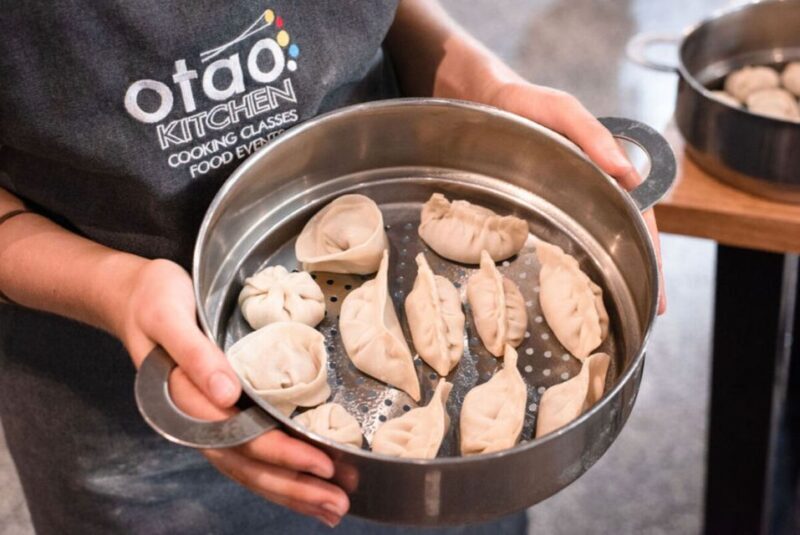 Melbourne: Chinese Dumpling Cooking Class with a Drink - Authenticity and Quality