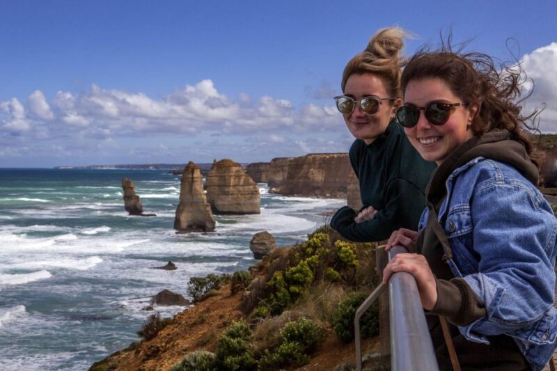 Melbourne: Great Ocean Road & Wildlife Tour for Backpackers - Key Points