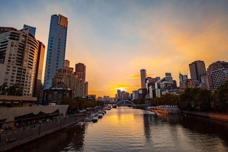 Melbourne: Luxury Sunset Cruise on Yarra River - Key Points