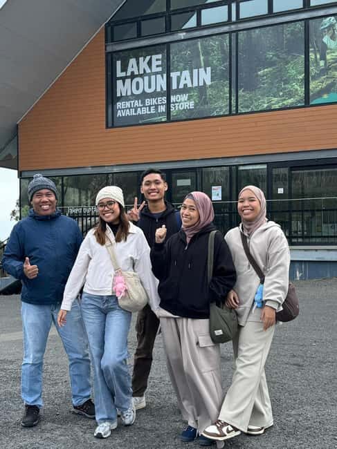 Melbourne: Private Lake Mountain Snow & Redwood Forest Tours - FAQs