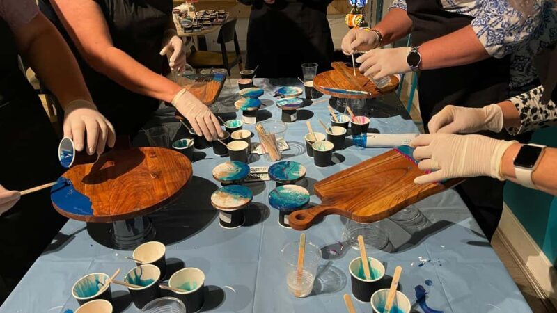 Melbourne: Resin Art Classes - Cheeseboard & Coasters - Authentic Insights from Participants