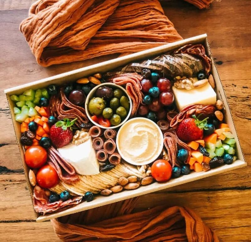 Melbourne: Spanish Flavours Grazing Box - Key Points