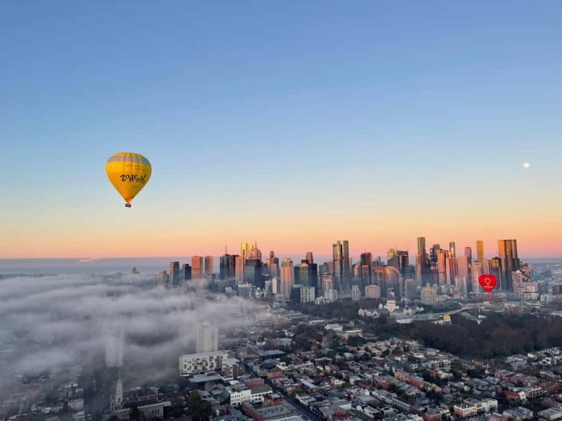 Melbourne: Sunrise Hot Air Balloon Flight - An In-Depth Look at the Melbourne Sunrise Hot Air Balloon Flight