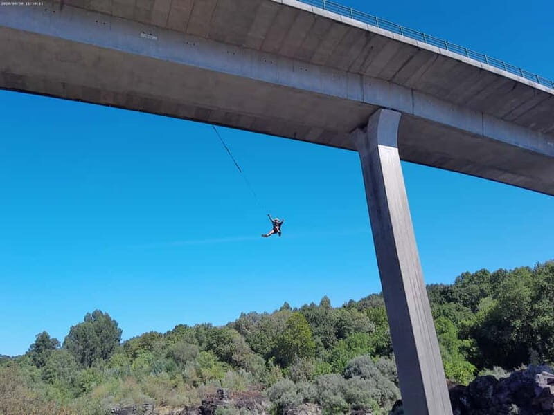 MELGAÇO: Pendular jump on the River Minho with Ruta Aventura. - Key Points