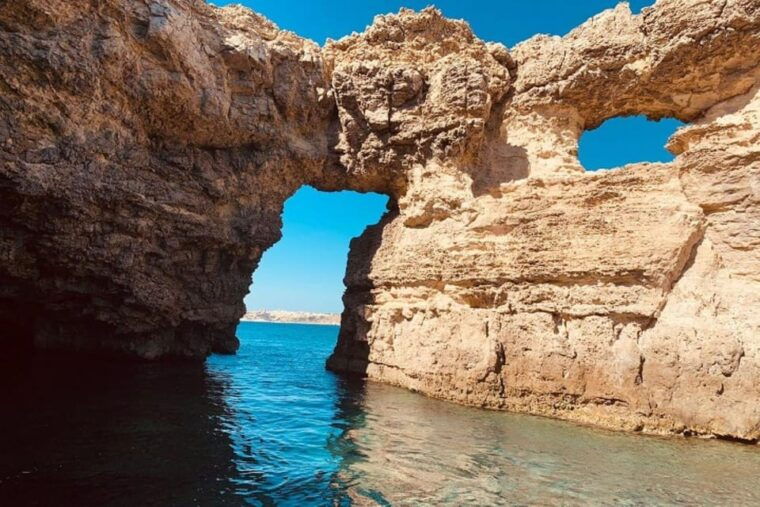mellieha-boat-ride-around-comino-caves-blue-lagoon