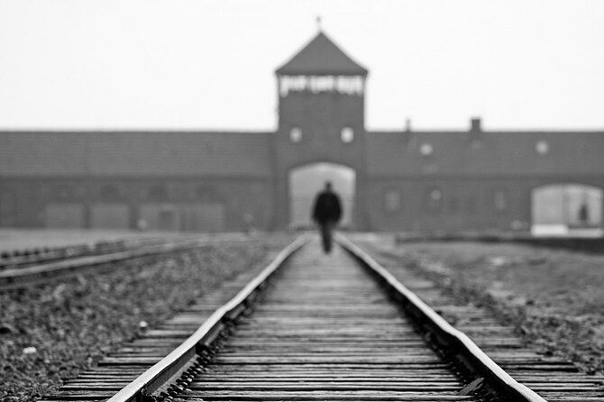 memorial-and-museum-auschwitz-birkenau-tour-krakow-transfer