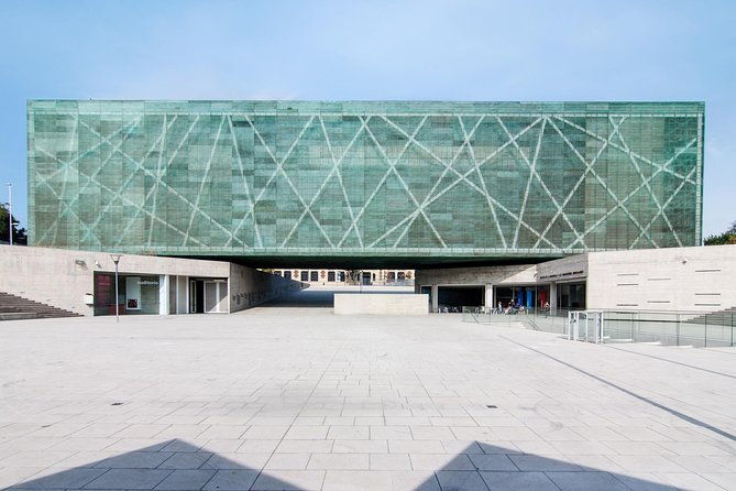 memory-museum-walking-tour