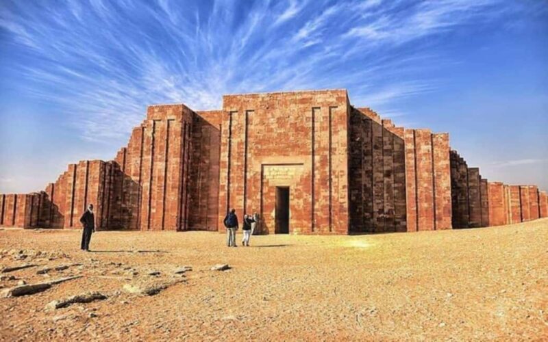 Memphis and Sakkara Complex For Archaeology buffs With Lunch - Key Points  