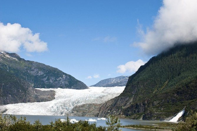mendenhall-glacier-trolley-tour