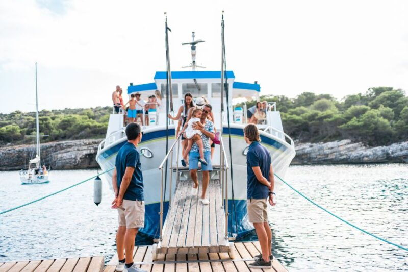 menorca-half-day-beach-exploration-boat-trip