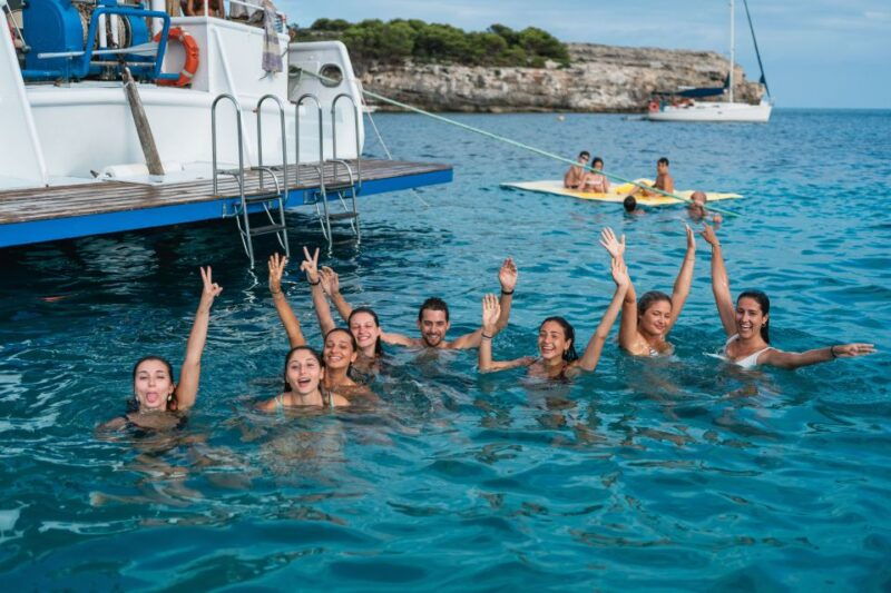 menorca-half-day-beach-exploration-boat-trip