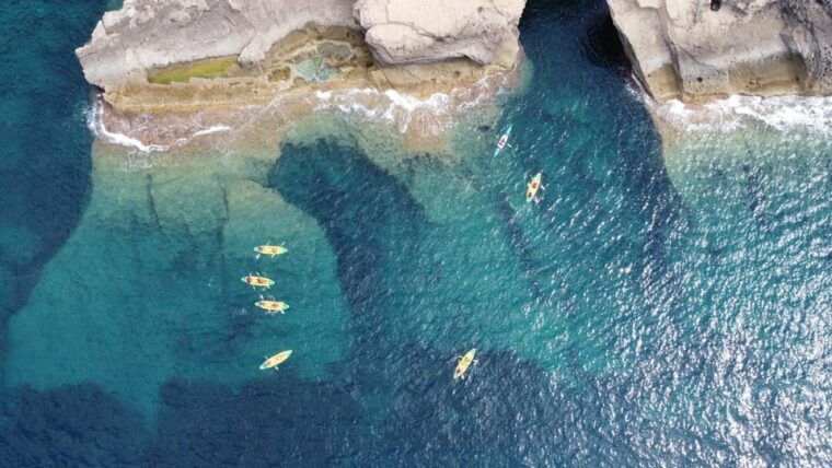 menorca-kayak-cave-route-photo-session