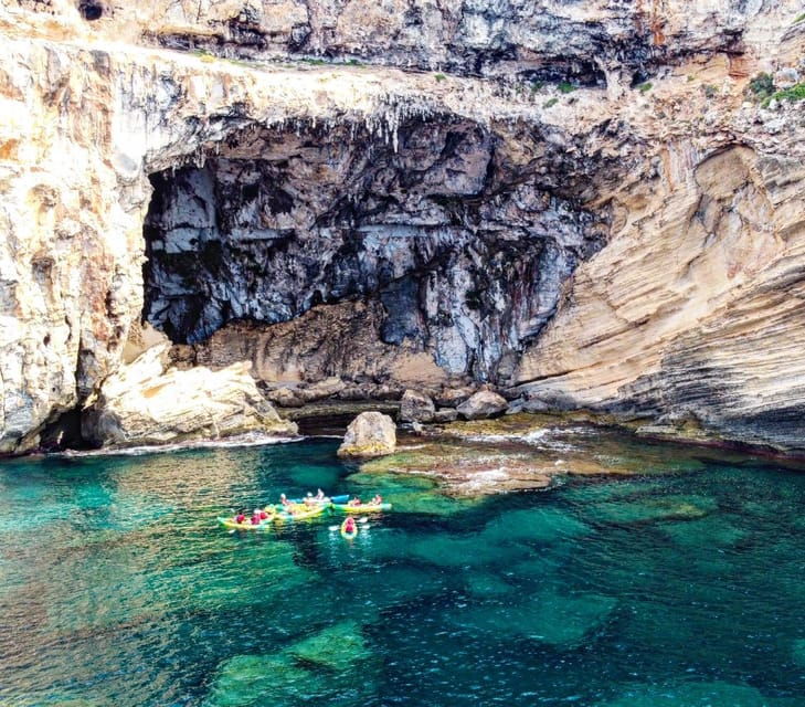 menorca-kayak-cave-route-photo-session