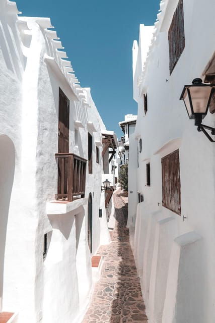 menorca-minibus-tour-with-wine-and-cheese-tasting