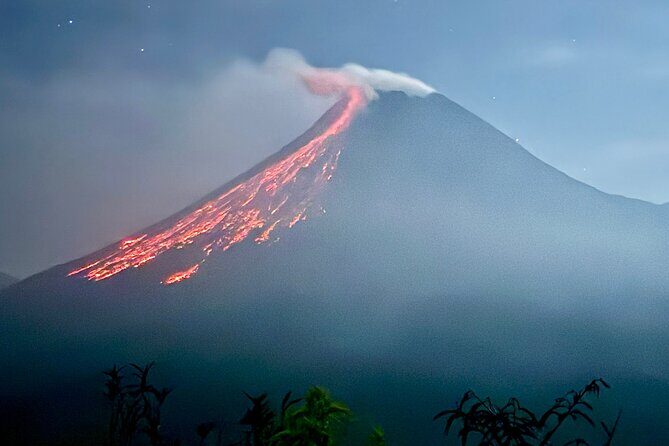 Merapi Lava View from Turgo Hill or gubug arum sari in Yogyakarta - Key Points