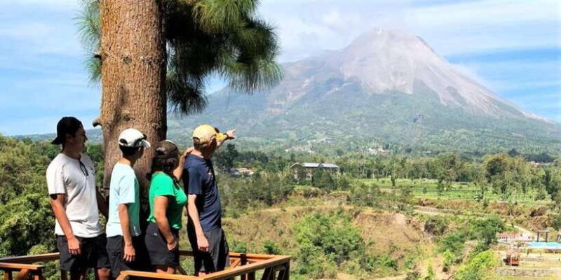 merapi-volcano-4wd-jeep-tour-and-kedung-kayang-waterfall