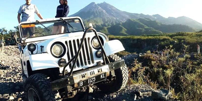 merapi-volcano-4wd-jeep-tour-and-kedung-kayang-waterfall