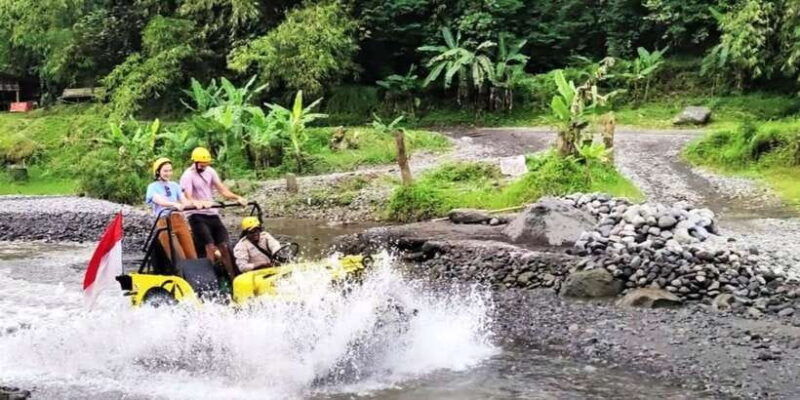 merapi-volcano-4wd-jeep-tour-and-kedung-kayang-waterfall