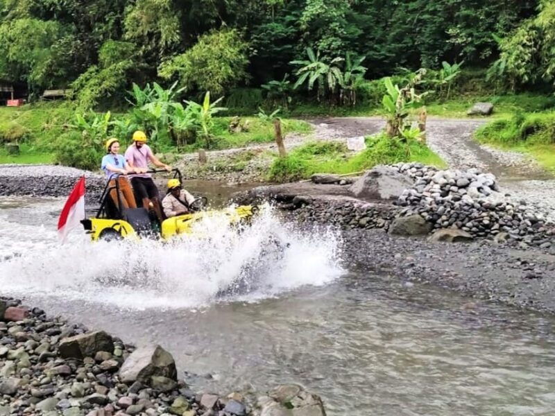 merapi-volcano-4wd-jeep-tour-and-kedung-kayang-waterfall