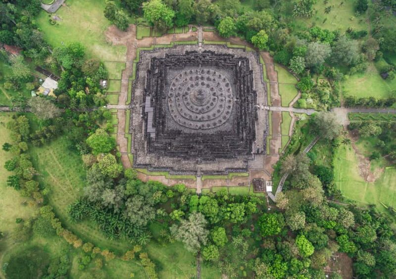 Merapi Volcano Sunrise, Borobudur & Ratu Boko Full Day Tour - Exploring the Magic of Mount Merapi at Dawn