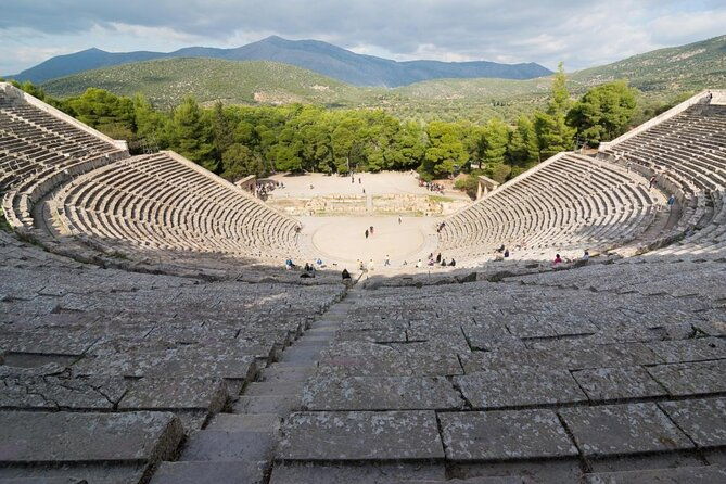 mercedes-private-tour-to-corinth-nemea-mycenae-nafplio-epidaurus