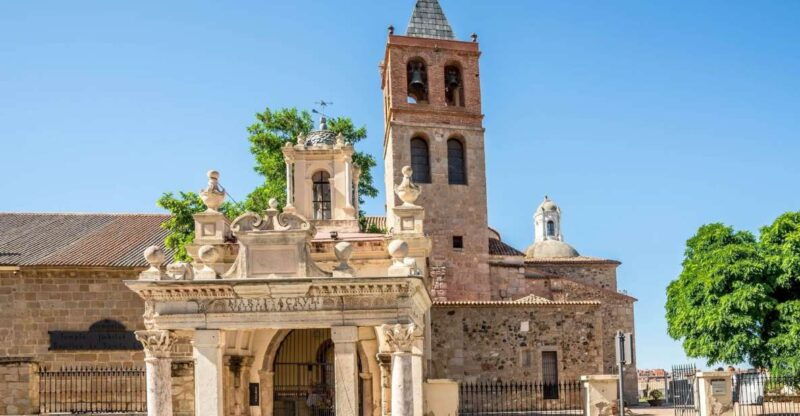 merida-self-guided-audio-city-tour