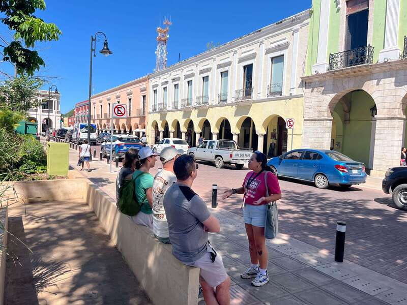 merida-walking-tour-across-the-beautiful-historic-center