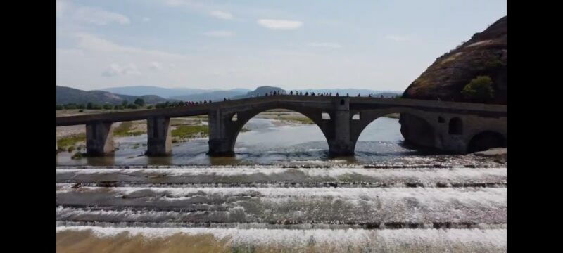 meteora-and-neanderthal-cave-morning-tour