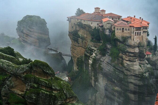 meteora-and-thermopylae-private-tour-from-athens-2