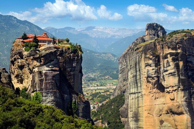 meteora-and-thermopylae-private-tour-from-athens