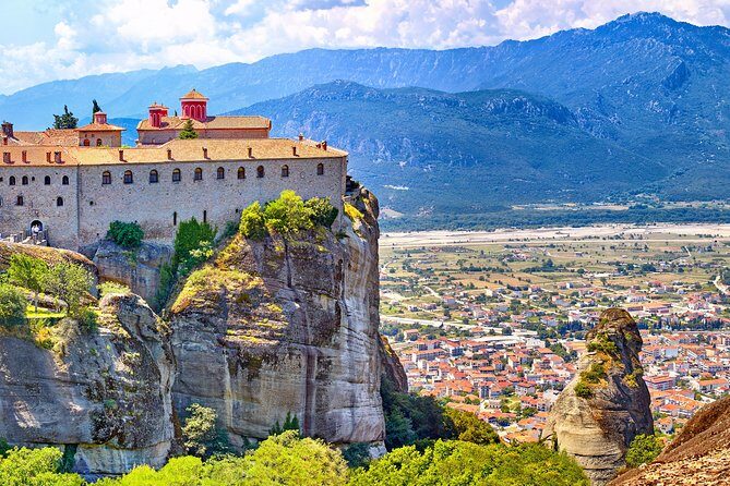 Meteora daytrip private tour for groups from Athens - Who Would Love This Tour?