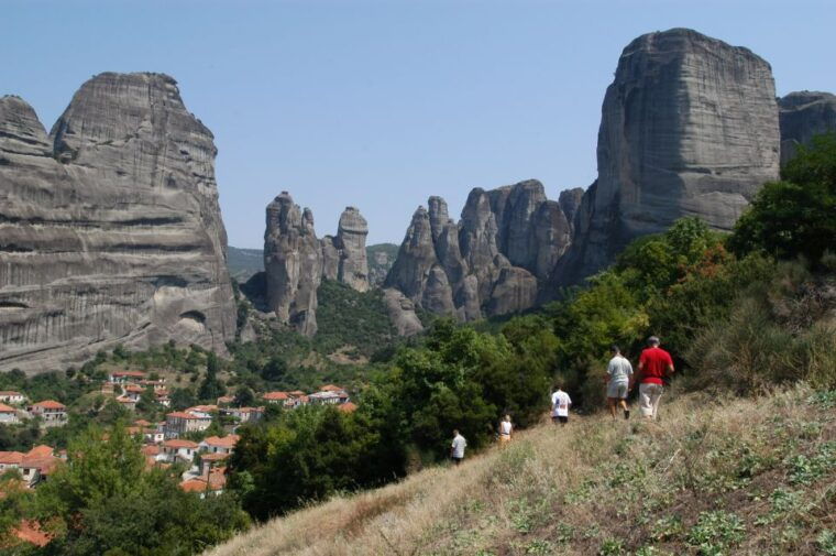 meteora-easy-hiking-adventure