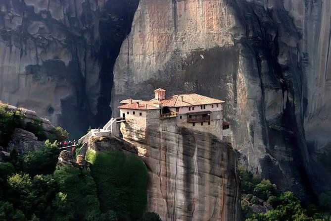 meteora-full-day-private-tour-8seat