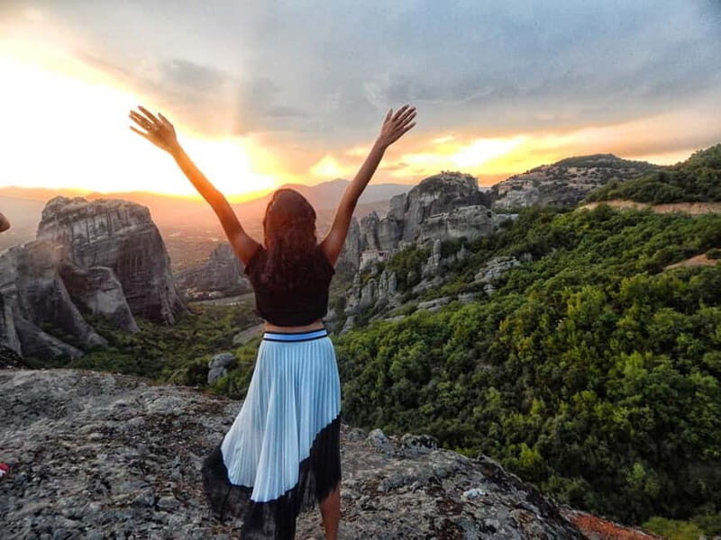 Meteora: Majestic Sunset Tour & Monasteries with Local Guide - The Value: Is It Worth It?