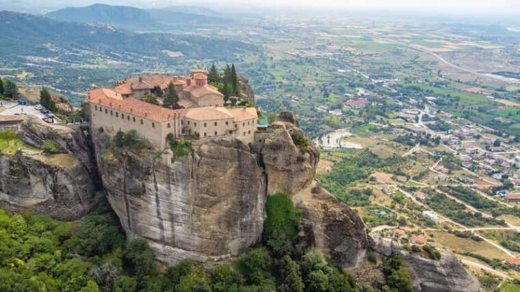 meteora-monasteries-byzantine-walks-from-halkidiki