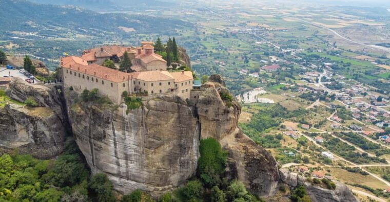 meteora-monasteries-byzantine-walks-from-halkidiki