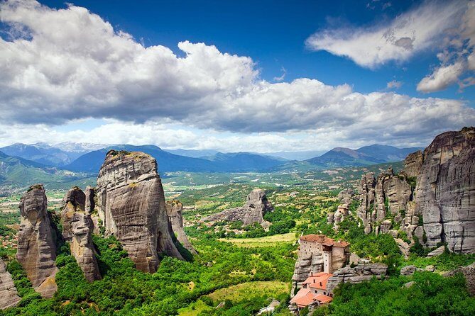 Meteora Monasteries Day Trip from Thessaloniki - Visiting the Monasteries: What to Expect