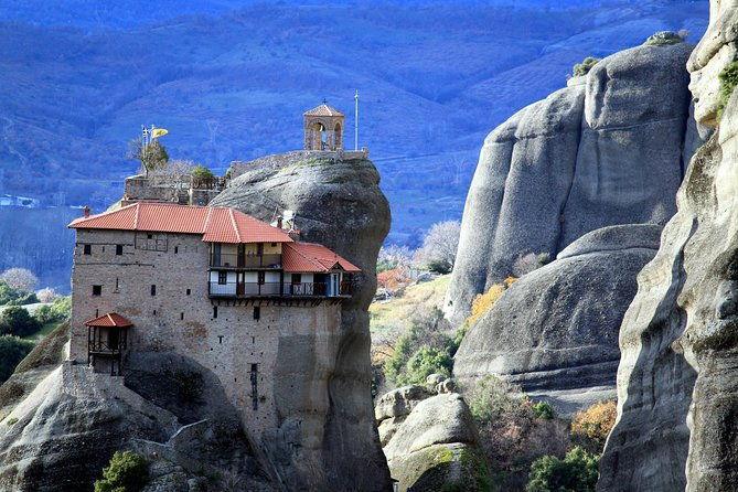 meteora-monasteries-fully-private-day-tour-with-great-lunch-drinks-included
