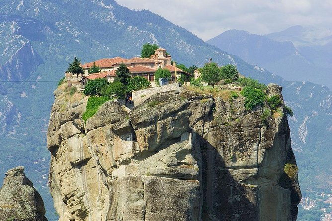 meteora-private-day-trip-from-athens-unesco-world-heritage