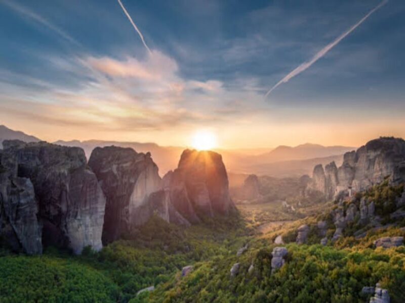 Meteora Private Full Day Tour from Athens & Free Audio Tour - Transportation: Comfort Meets Style