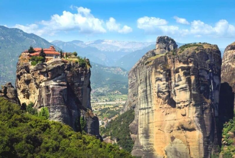 Meteora Private Full Day Tour from Athens & Free Audio Tour - Who Will Appreciate This Tour?