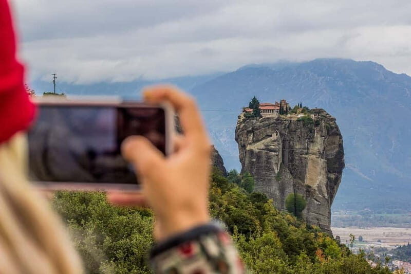 Meteora Self-guided bike tour with multilingual audio guide - FAQ