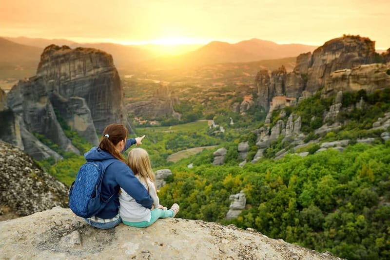 Meteora: Sunset Small Size Tour with Monasteries & Caves - Key Points
