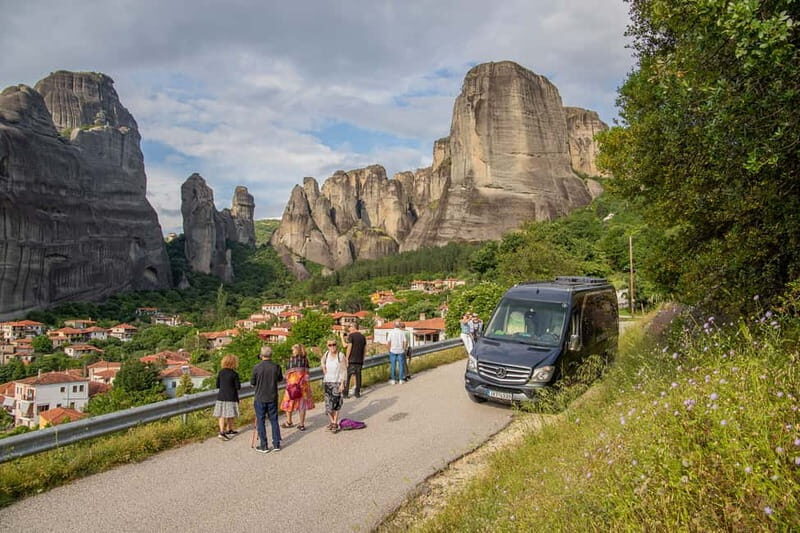 Meteora: Sunset Small Size Tour with Monasteries & Caves - The Itinerary and What to Expect
