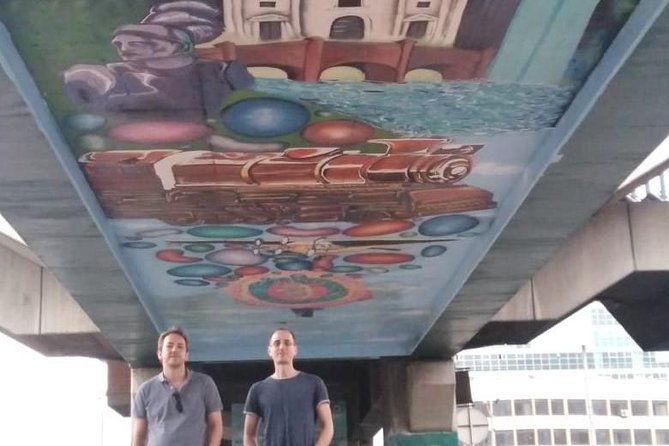 metro-tour-fernando-boteros-botanic-garden-and-santo-domingo