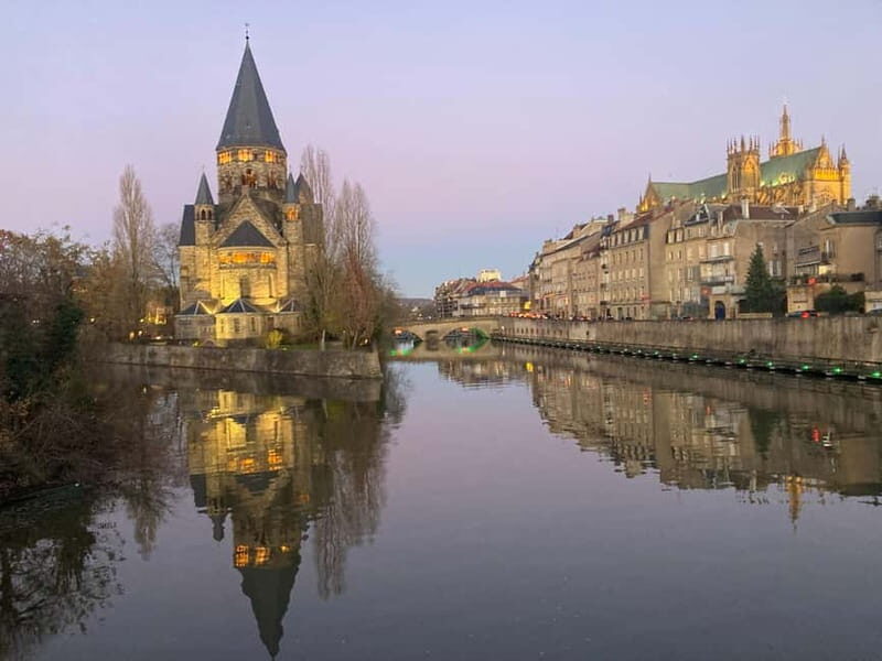 METZ WITHOUT DETOURS: TOUR WITH A PROFESSIONAL GUIDE - Discovering Metz: A City of Layers and Water  