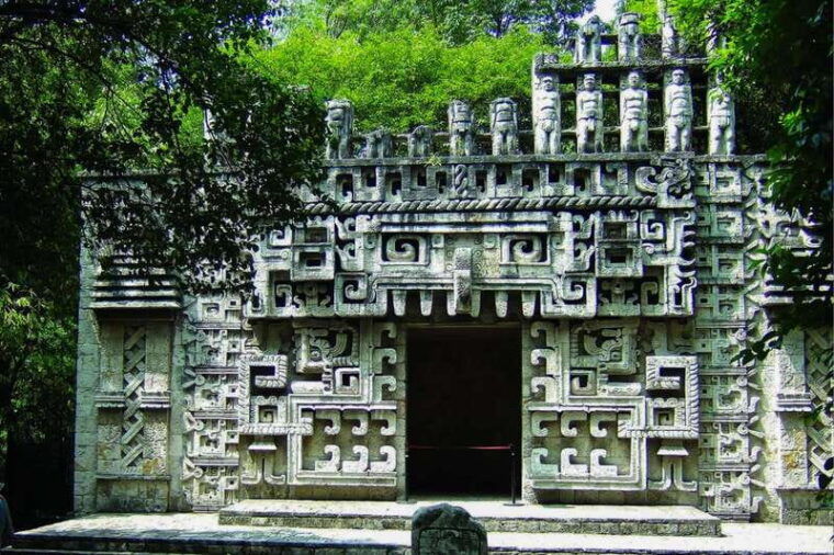 mexico-city-anthropology-museum-guided-visit